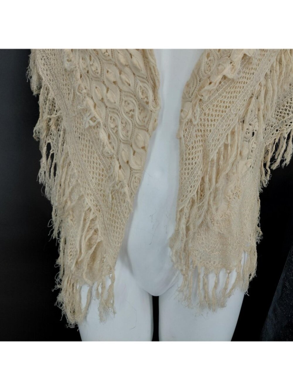 Vintage Crochet Shawl Wrap Women White Fringe Floral Boho Festival Pashmina - Picture 3 of 11